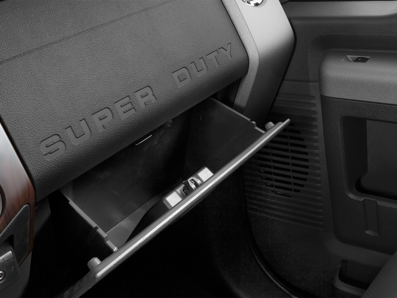 2016 Ford Super Duty F-250 Platinum