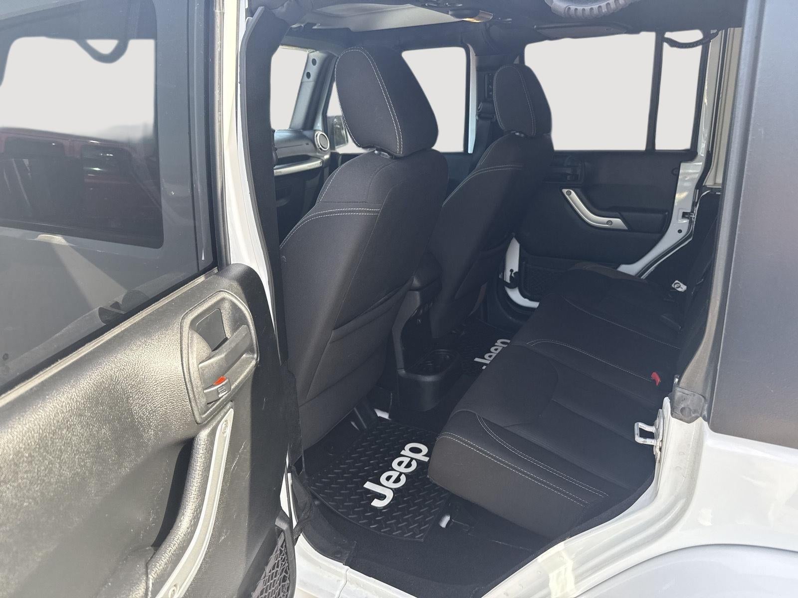 2016 Jeep Wrangler Unlimited Sahara