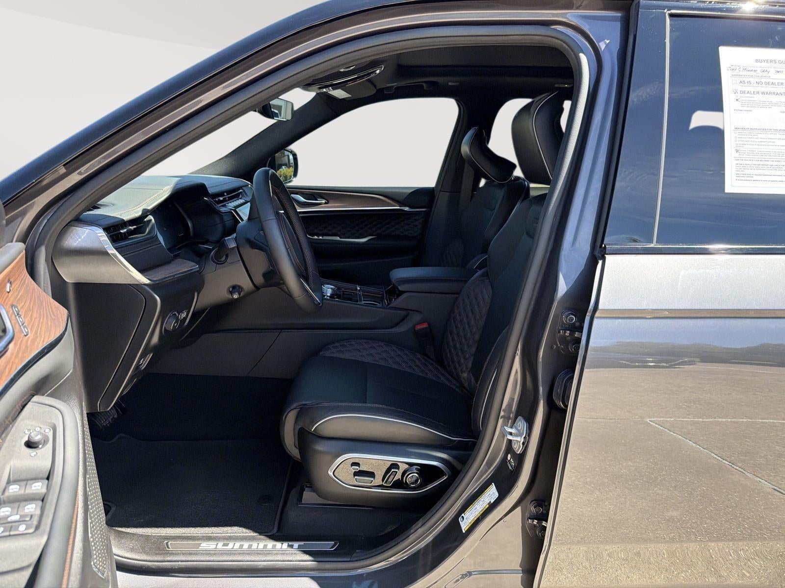 2025 Jeep Grand Cherokee Summit