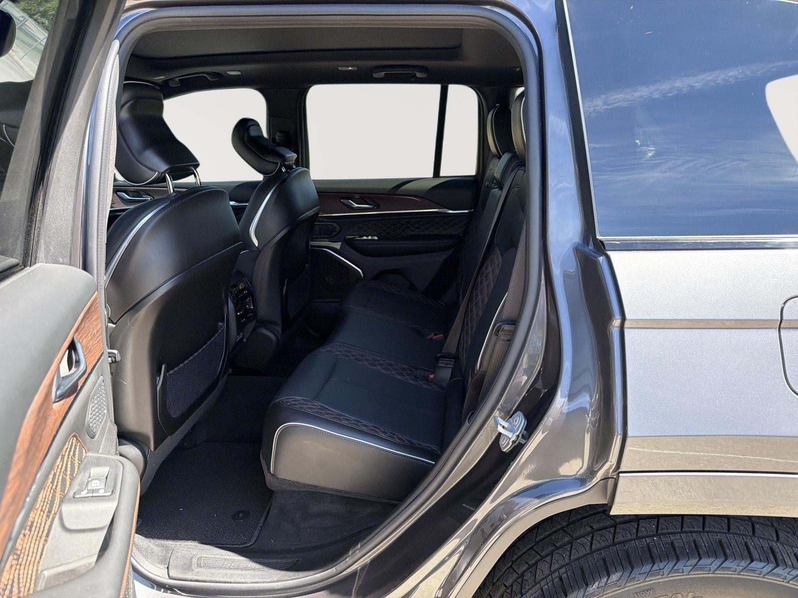 2025 Jeep Grand Cherokee Summit