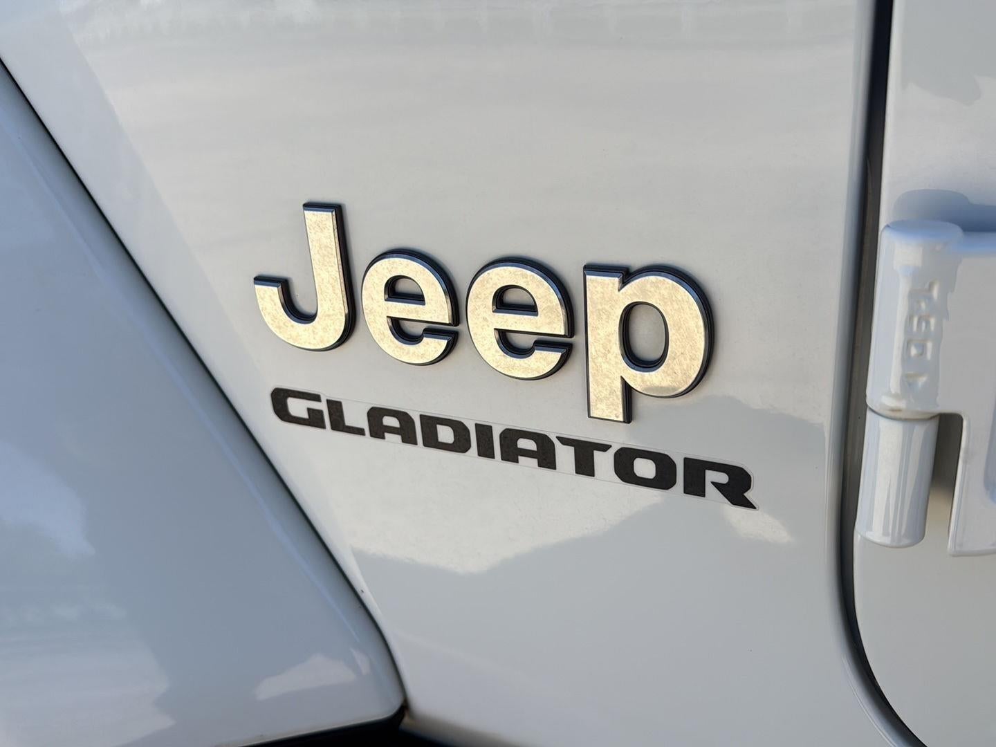 2022 Jeep Gladiator Overland