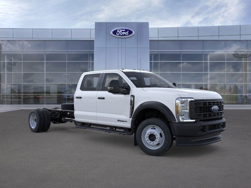 2026 Ford Super Duty F-550 DRW XL 4WD Crew Cab 179 WB 60 CA