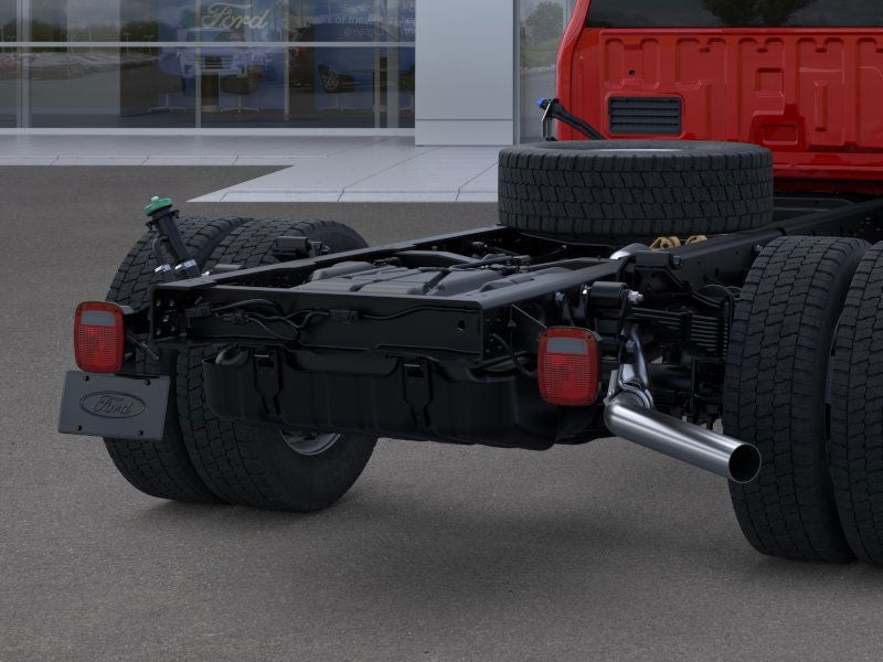 2026 Ford Super Duty F-550 DRW XL 4WD SuperCab 168 WB 60 CA