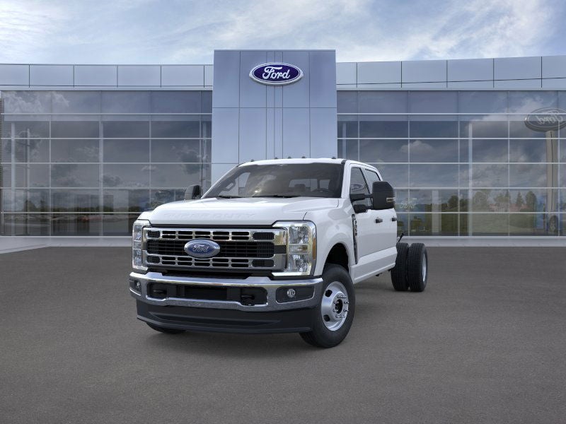 2026 Ford Super Duty F-350 (DRW) XL