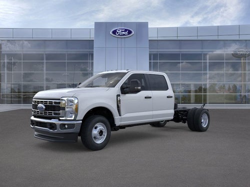2026 Ford Super Duty F-350 (DRW) XL