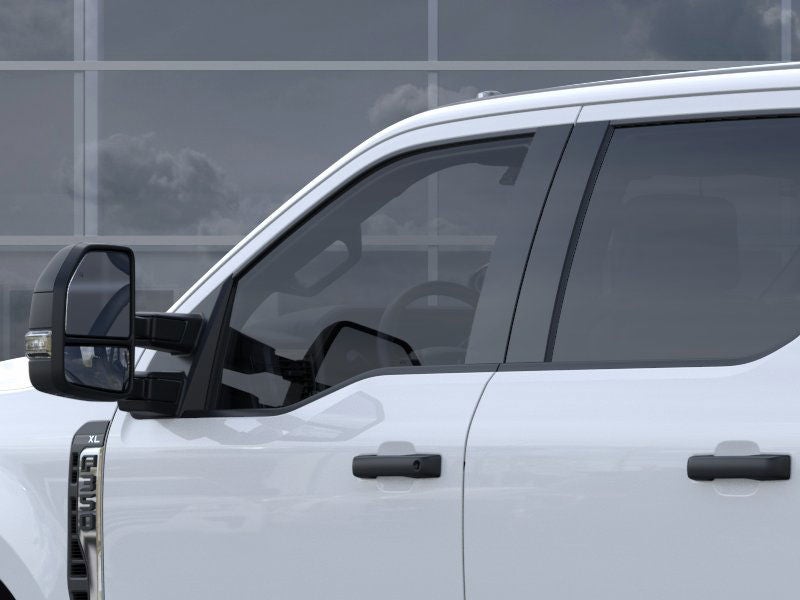 2026 Ford Super Duty F-350 (DRW) XL