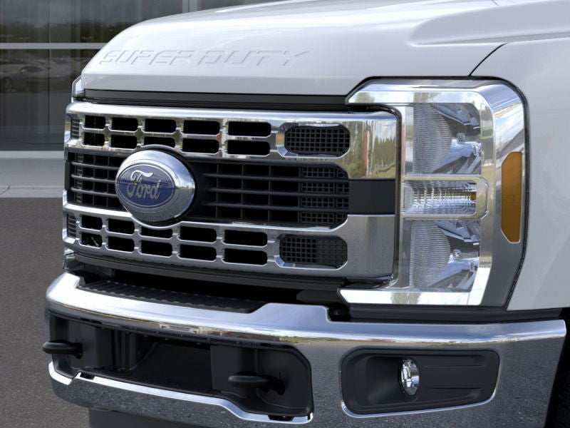 2026 Ford Super Duty F-350 (DRW) XL