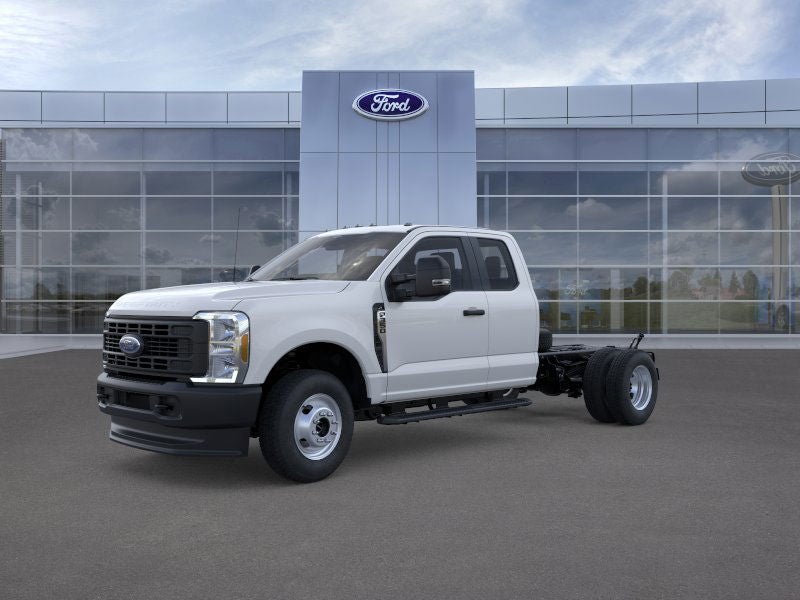 2026 Ford Super Duty F-350 (DRW) XL 4WD SuperCab 168 WB 60 CA