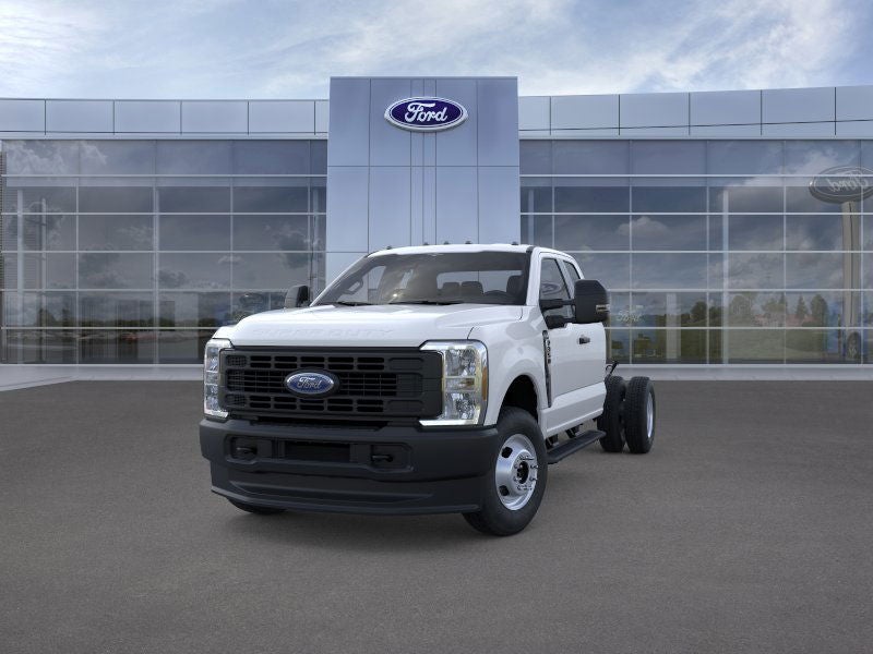 2026 Ford Super Duty F-350 (DRW) XL 4WD SuperCab 168 WB 60 CA