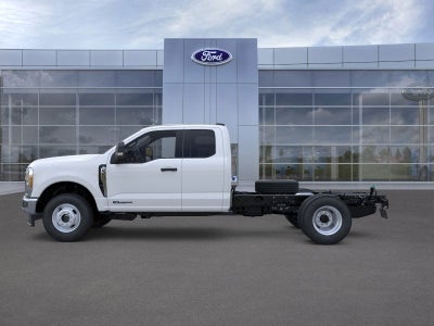 2025 Ford Super Duty F-350 (DRW) XL
