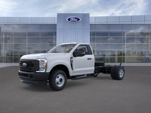 2025 Ford Super Duty F-350 (DRW) XL