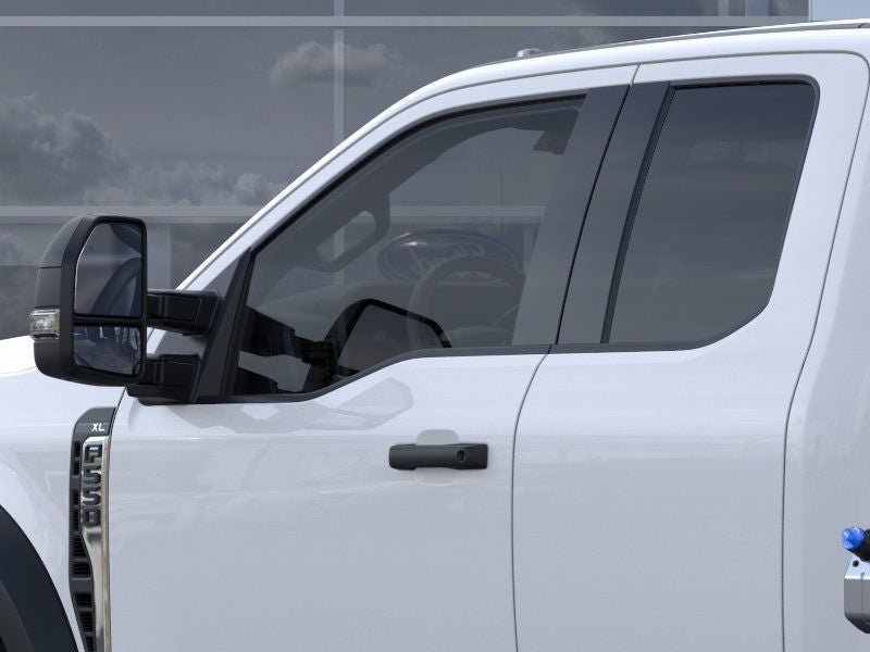 2026 Ford Super Duty F-550 DRW XL