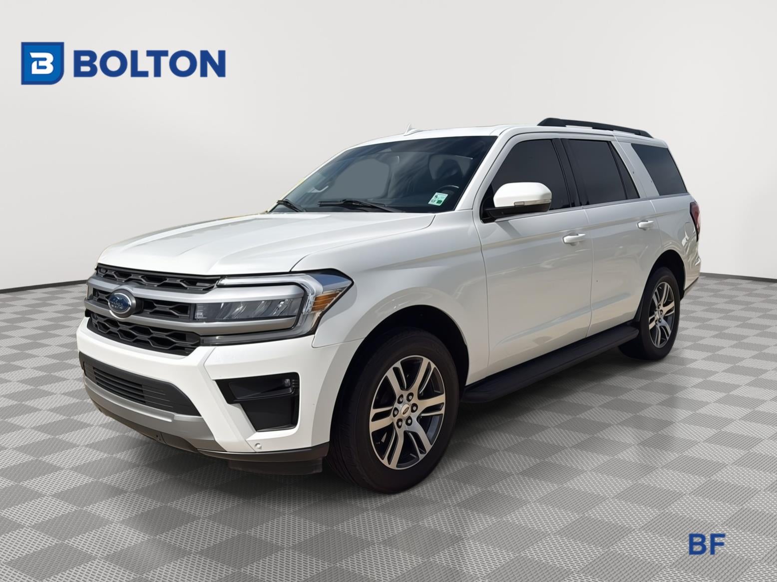 2023 Ford Expedition XLT's photo