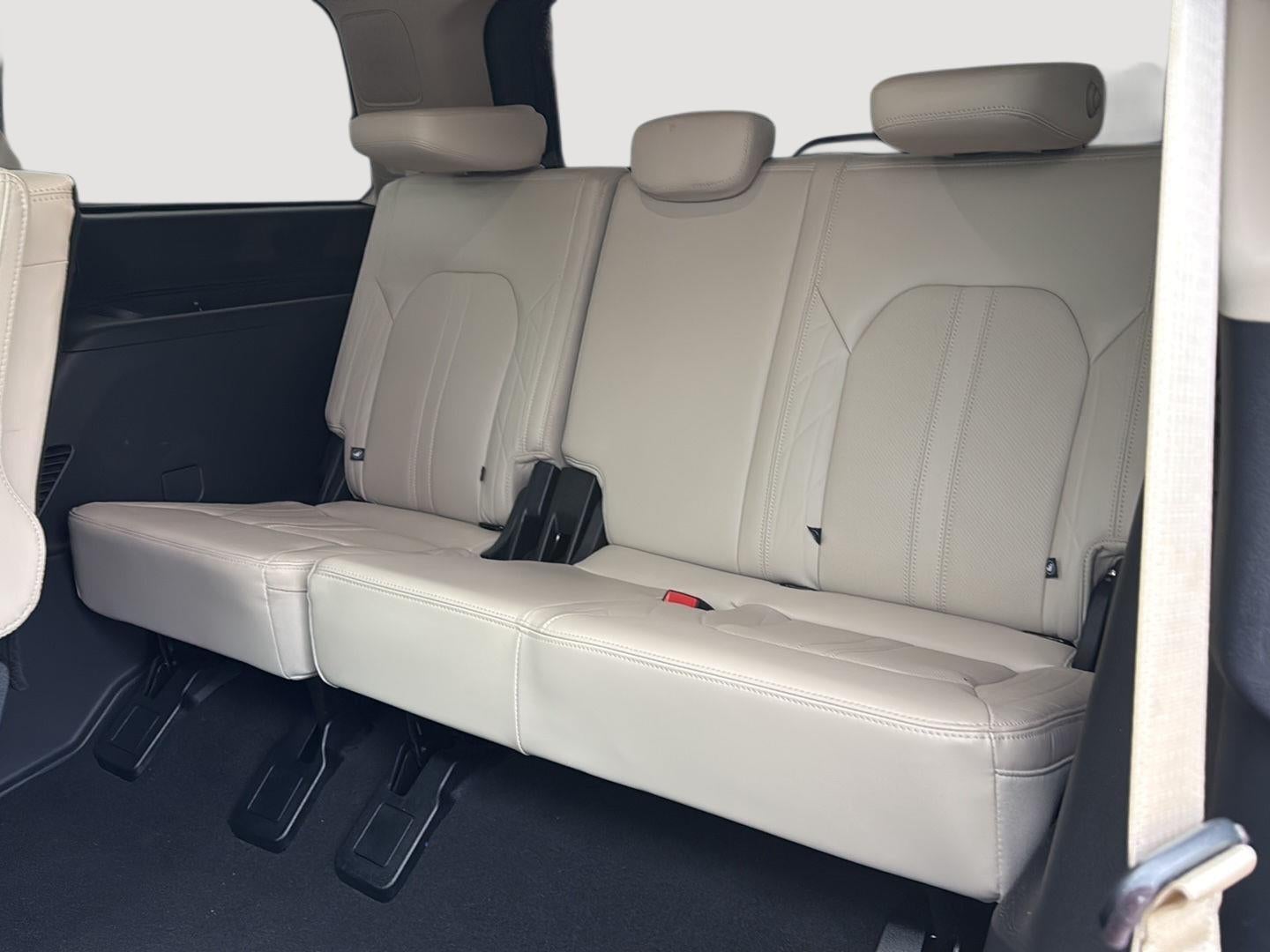 2024 Ford Expedition Platinum