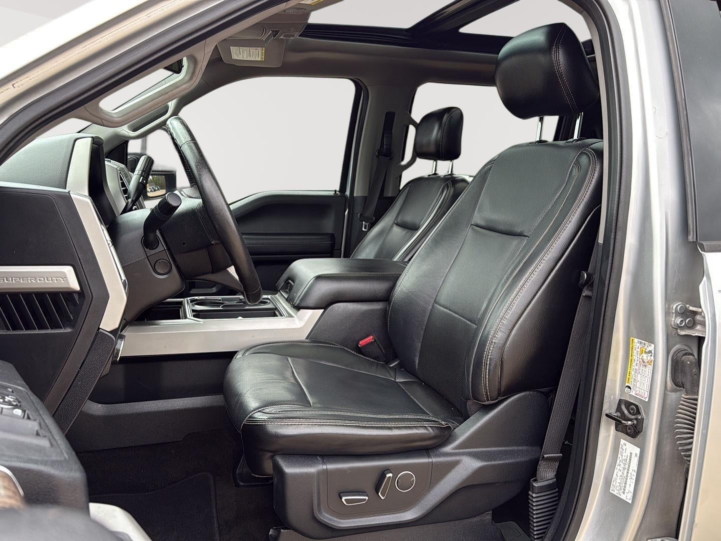 2017 Ford Super Duty F-250 Lariat