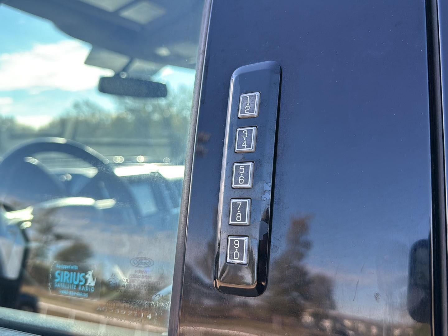 2017 Ford Super Duty F-250 Lariat