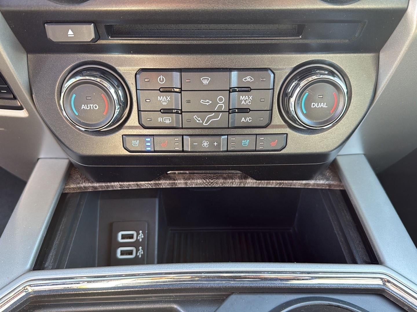 2017 Ford Super Duty F-250 Lariat