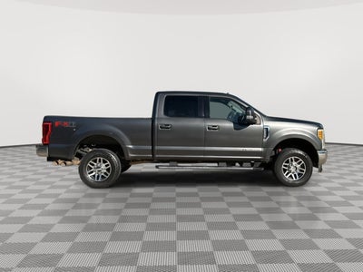 2017 Ford Super Duty F-250 Lariat