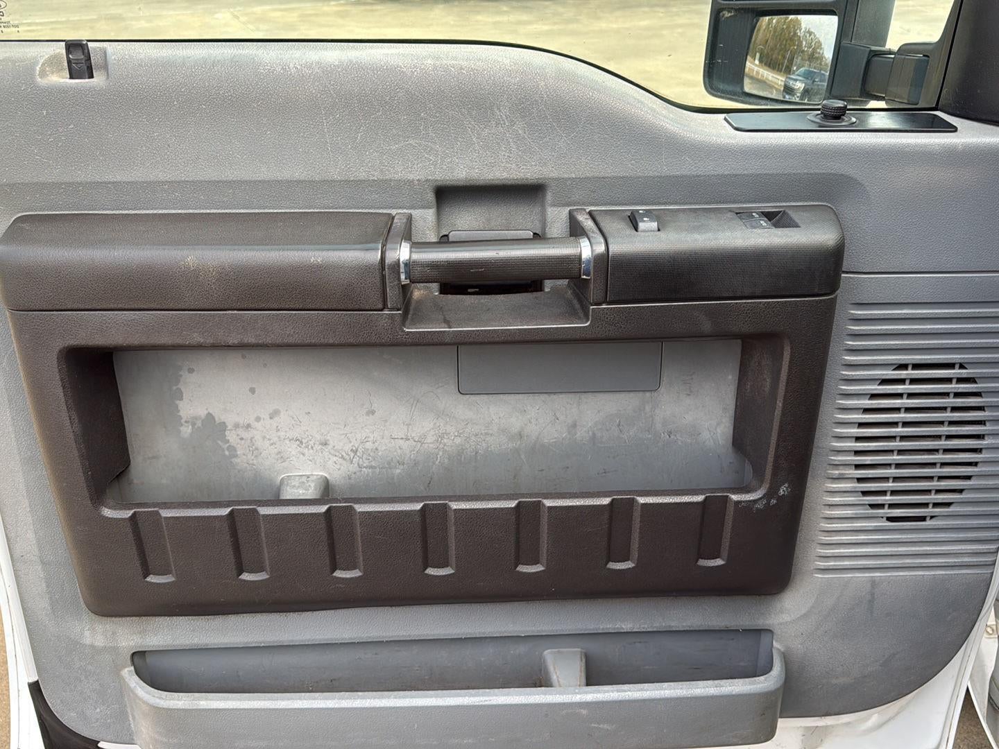 2016 Ford Super Duty F-250 2WD SuperCab 142 XLT