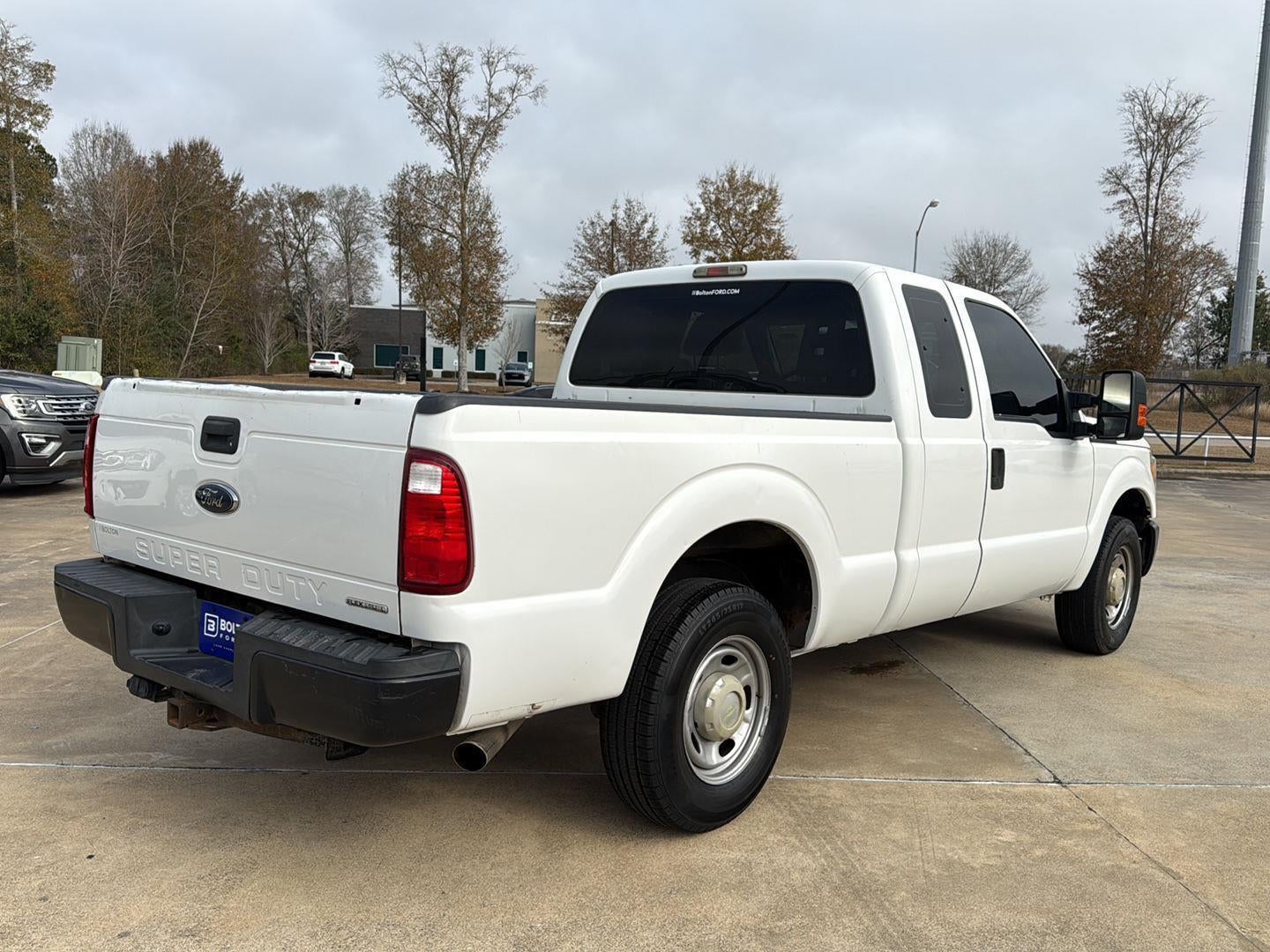 2016 Ford Super Duty F-250 2WD SuperCab 142 XLT