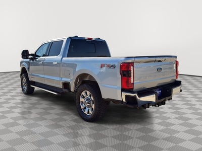 2023 Ford SUPER DUTY F-250 SRW LARIAT 4WD CREW CAB 6.75'
