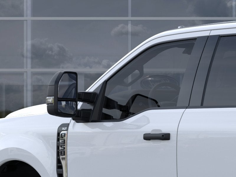 2026 Ford Super Duty F-350 XLT