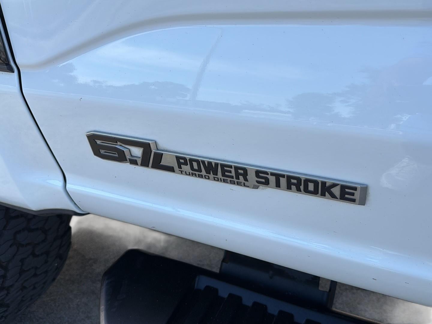 2023 Ford Super Duty F-350 LARIAT
