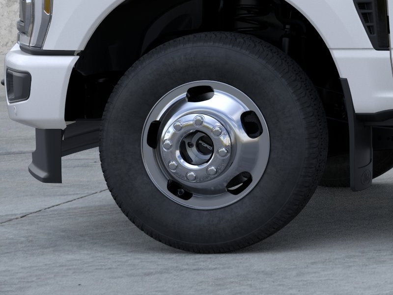 2026 Ford Super Duty F-350 (DRW) Platinum