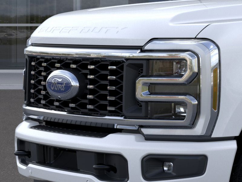 2025 Ford Super Duty F-350 (DRW) Platinum