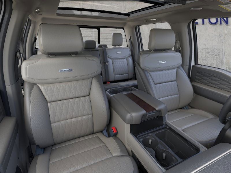 2026 Ford Super Duty F-350 (DRW) Platinum