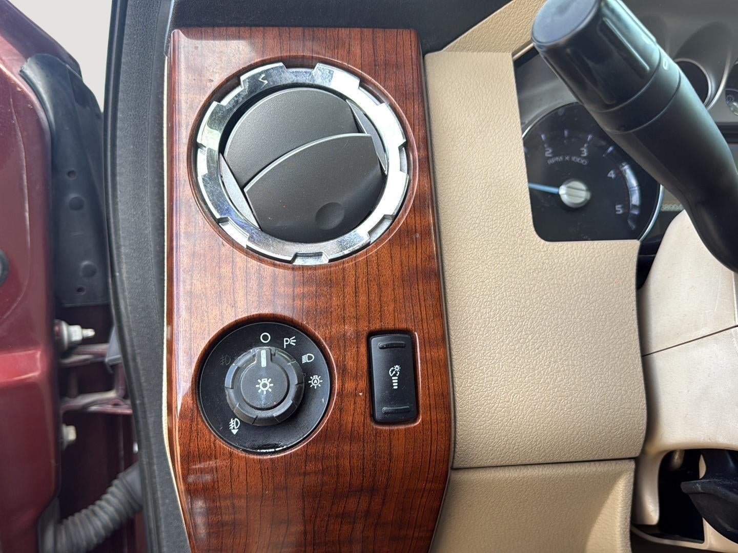 2016 Ford Super Duty F-350 (DRW) King Ranch