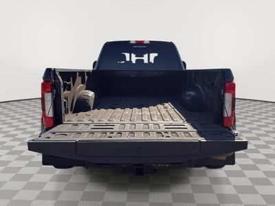 2017 Ford Super Duty F-350 (DRW) Platinum