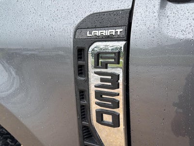 2024 Ford Super Duty F-350 (DRW) LARIAT