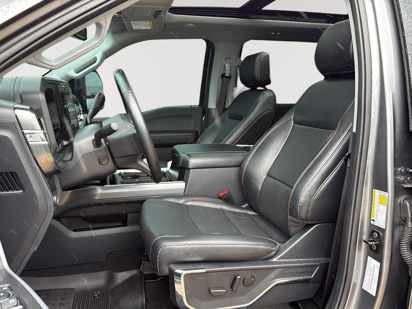 2024 Ford Super Duty F-350 (DRW) LARIAT
