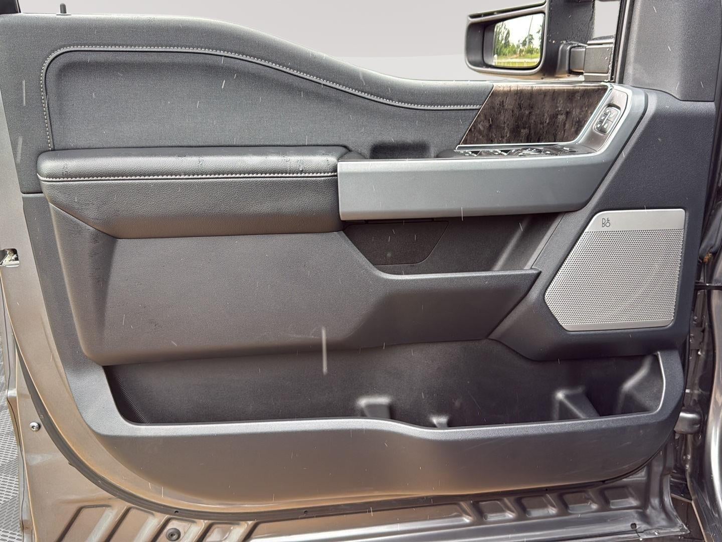 2024 Ford Super Duty F-350 (DRW) LARIAT