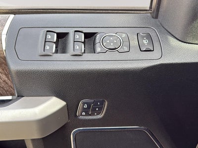 2017 Ford Super Duty F-350 (DRW) Lariat