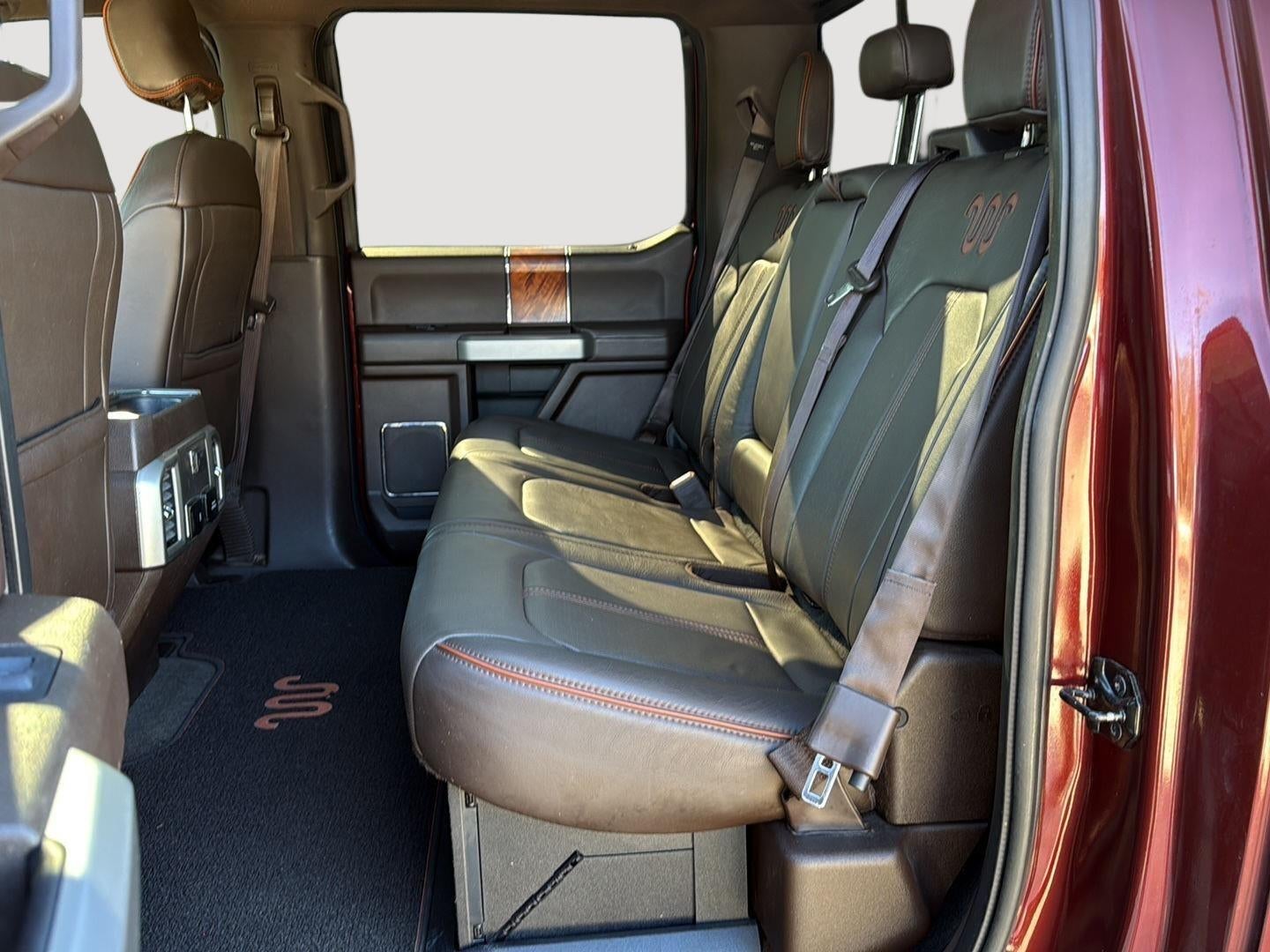 2017 Ford Super Duty F-350 (DRW) King Ranch