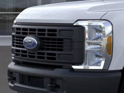 2025 Ford Super Duty F-350 (DRW) XL