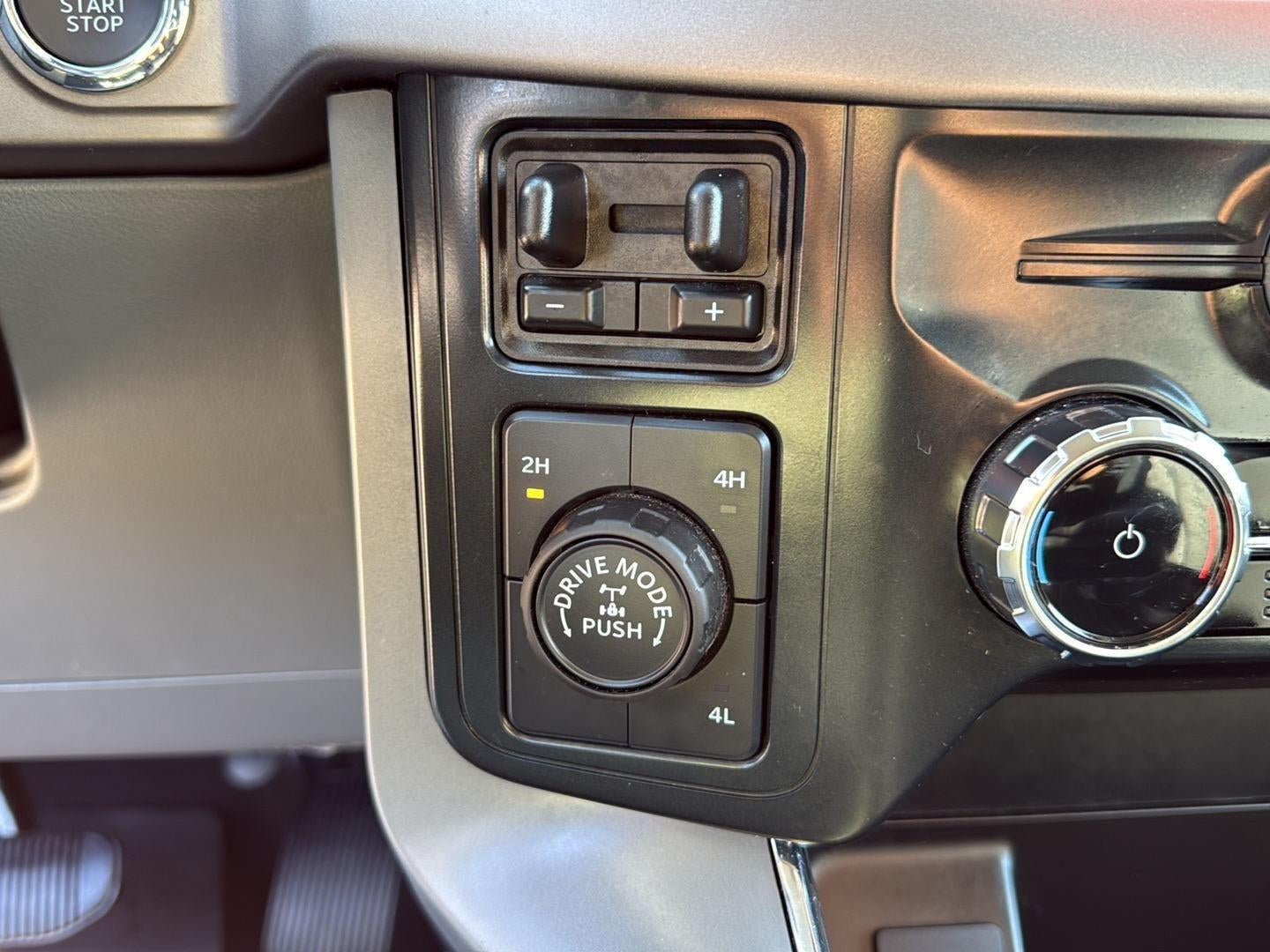 2024 Ford F-150 XLT 4WD SuperCrew 5.5' Box