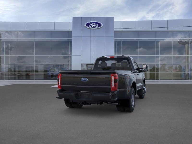 2026 Ford Super Duty F-350 (DRW) XL