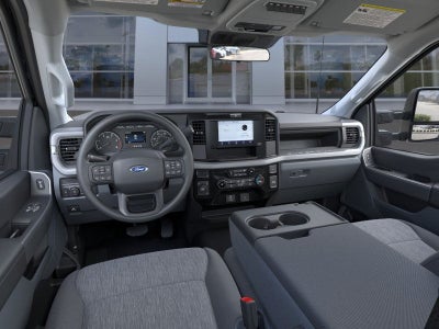 2026 Ford Super Duty F-350 (DRW) XL