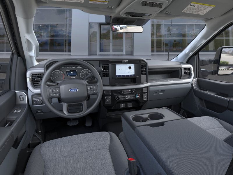 2026 Ford Super Duty F-350 (DRW) XL