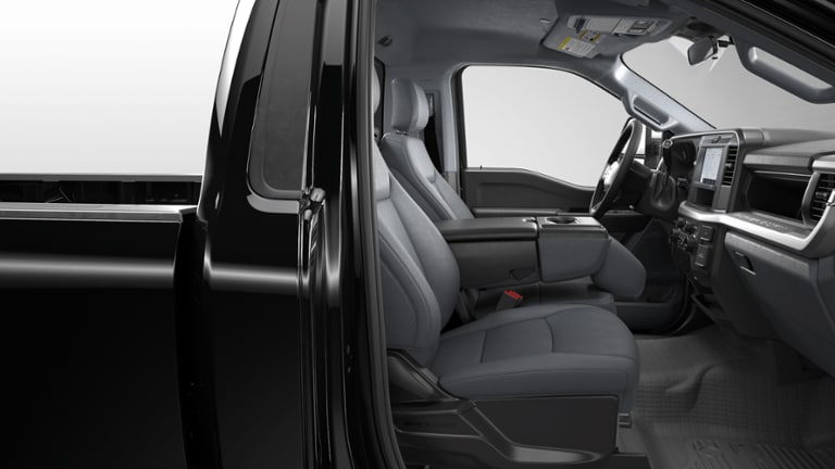 2026 Ford Super Duty F-350 (DRW) XL