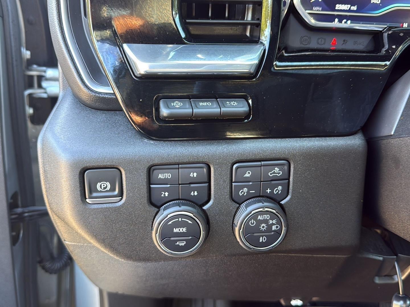 2025 Chevrolet Silverado 3500HD LTZ