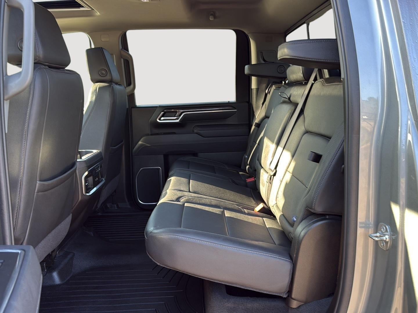 2025 Chevrolet Silverado 3500HD LTZ