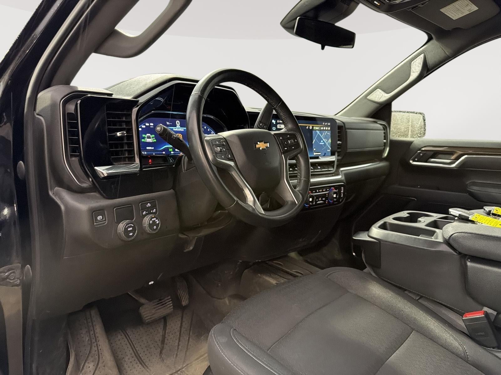 2023 Chevrolet Silverado 1500 LT Crew Cab 2WD
