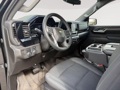 2023 Chevrolet Silverado 1500 LT Crew Cab 2WD