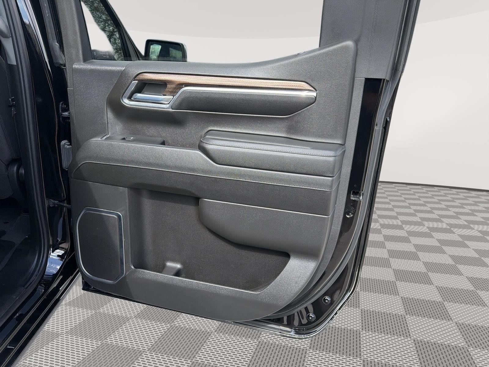 2023 Chevrolet Silverado 1500 LT Crew Cab 2WD