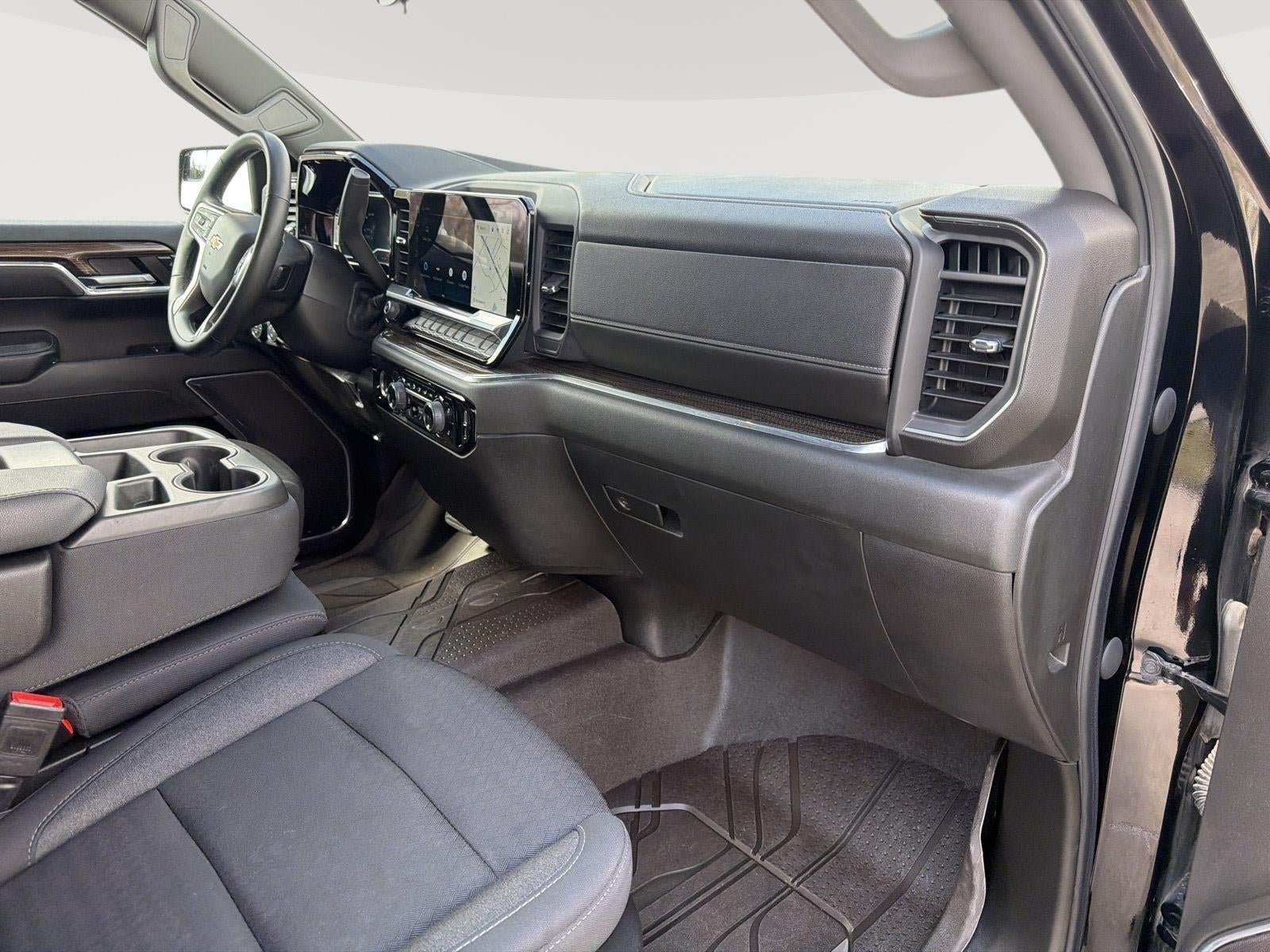 2023 Chevrolet Silverado 1500 LT Crew Cab 2WD