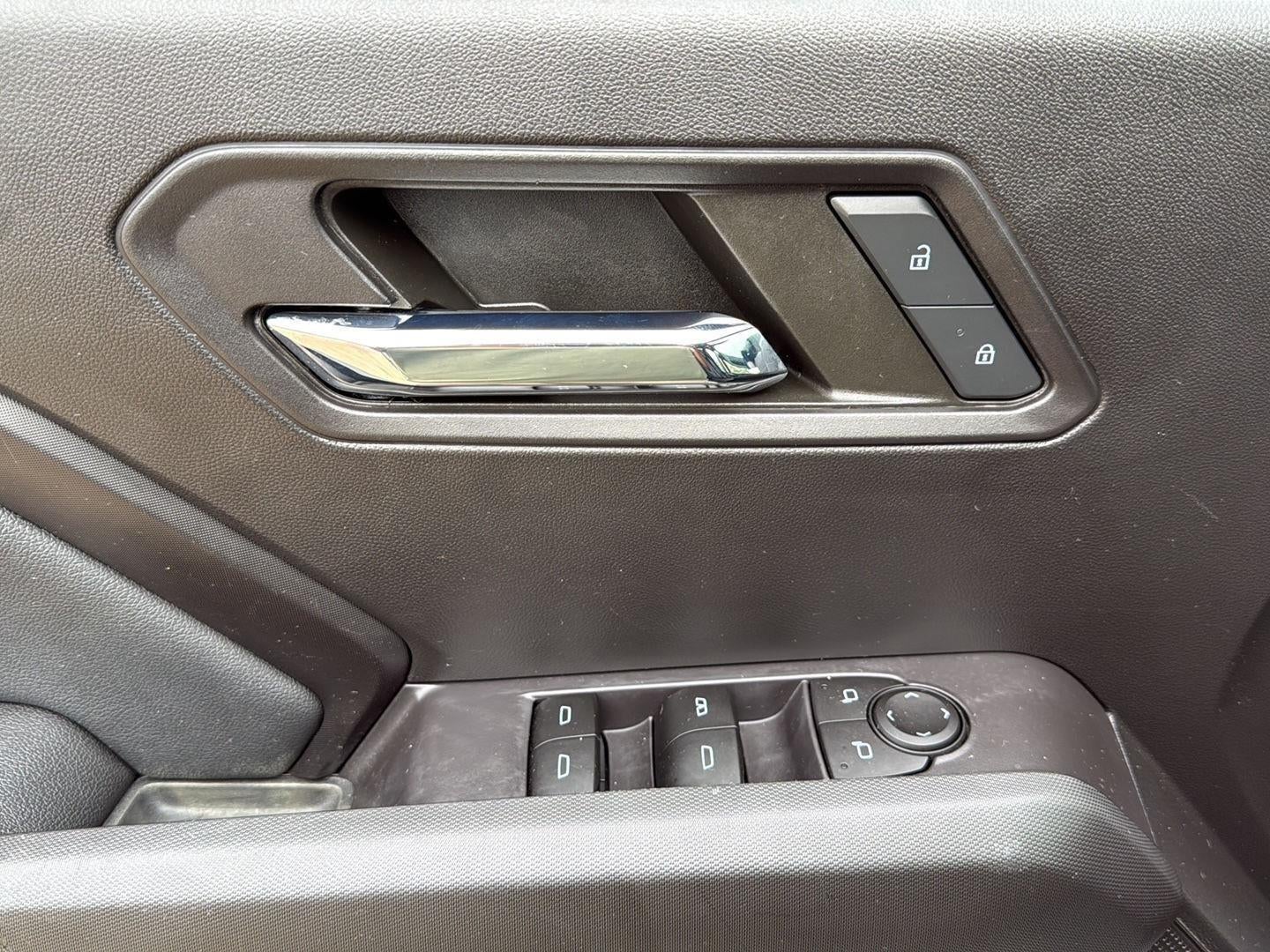 2023 Chevrolet Colorado 2WD LT